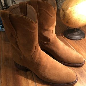 Tecova Honey Suede.  The Shane